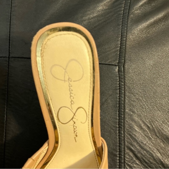 Jessica Simpson Tan Block Heels - Platform Slip-On (size 6M) - Picture 2 of 13